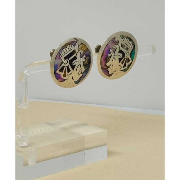 Taxco Jewelry - RARE Aztec Mayan Head Abalone Sterling Taxco Pair Screw Earrings 1970's